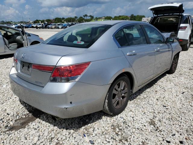 Photo 3 VIN: 1HGCP2F6XBA116109 - HONDA ACCORD SE 