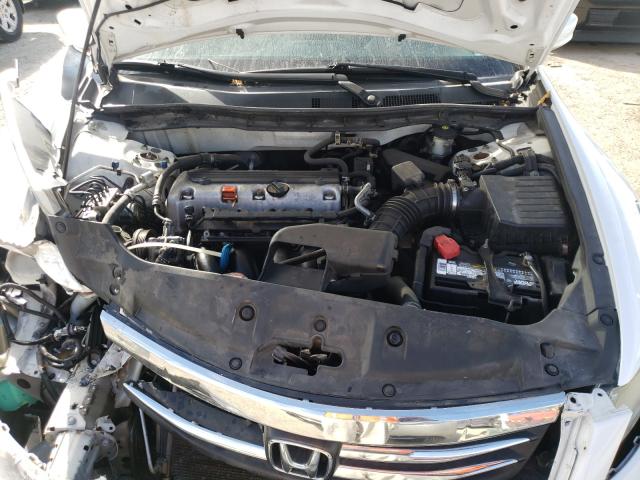 Photo 6 VIN: 1HGCP2F6XBA140619 - HONDA ACCORD SE 