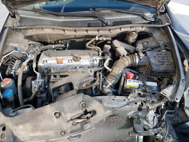 Photo 6 VIN: 1HGCP2F6XBA146212 - HONDA ACCORD SE 