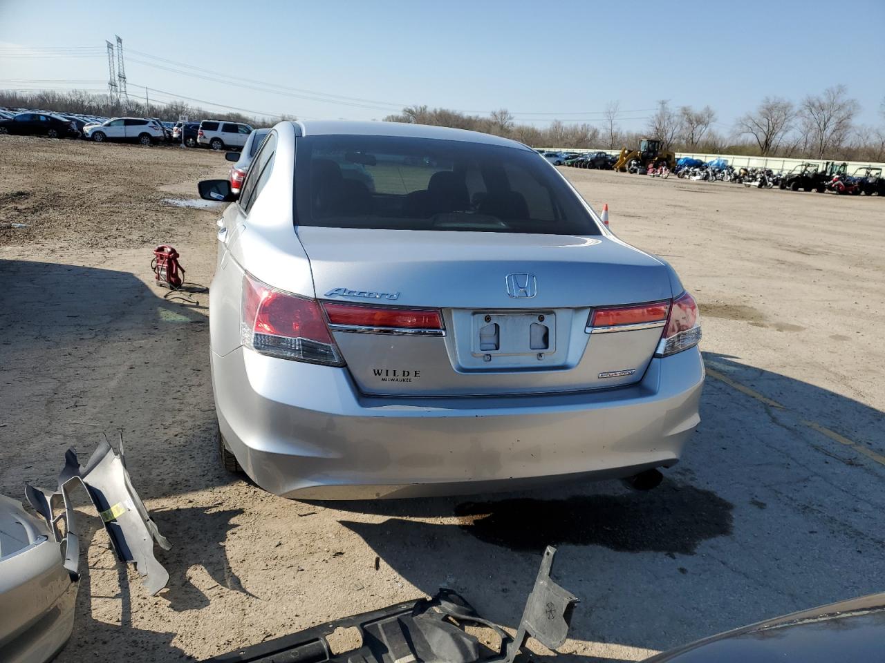 Photo 5 VIN: 1HGCP2F6XCA002998 - HONDA ACCORD 