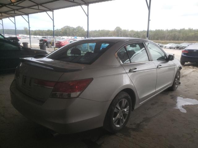 Photo 3 VIN: 1HGCP2F6XCA003830 - HONDA ACCORD SE 