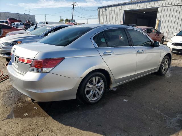 Photo 2 VIN: 1HGCP2F6XCA026329 - HONDA ACCORD SE 