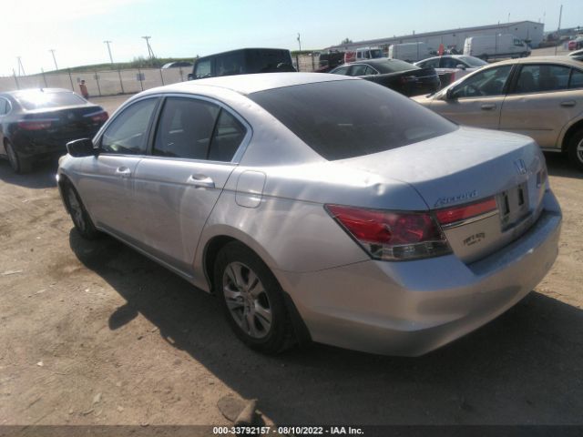 Photo 2 VIN: 1HGCP2F6XCA028615 - HONDA ACCORD SDN 