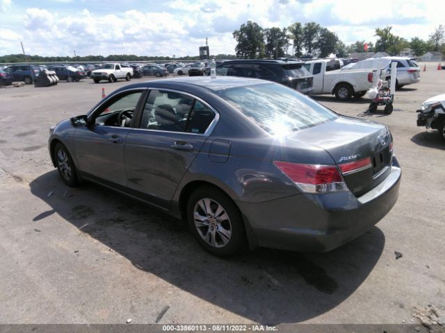 Photo 2 VIN: 1HGCP2F6XCA028713 - HONDA ACCORD SDN 