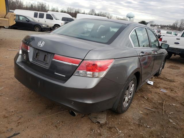 Photo 3 VIN: 1HGCP2F6XCA040361 - HONDA ACCORD SE 