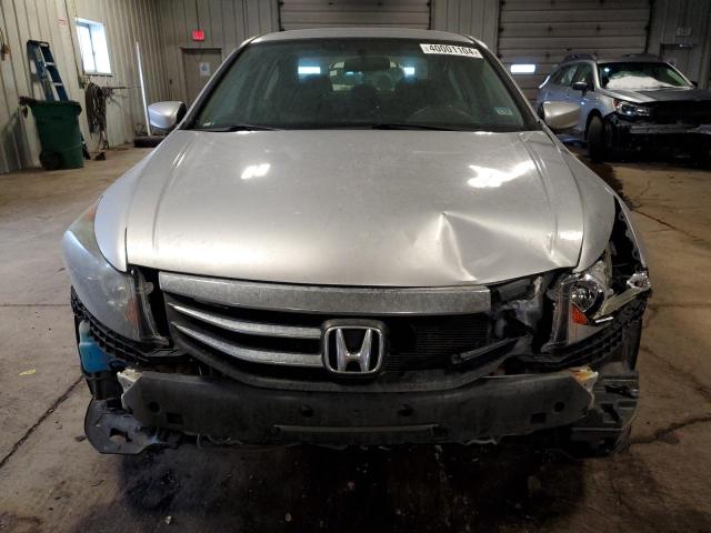 Photo 4 VIN: 1HGCP2F6XCA044832 - HONDA ACCORD 