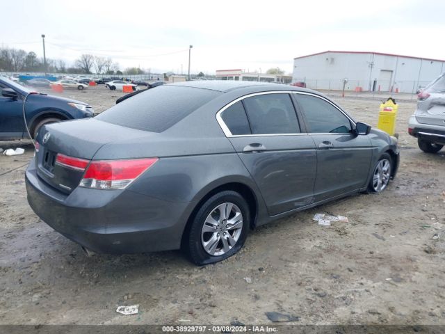 Photo 3 VIN: 1HGCP2F6XCA044958 - HONDA ACCORD 