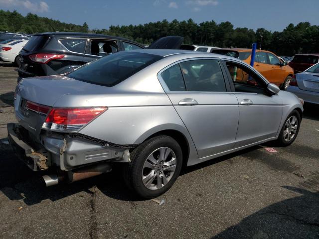 Photo 2 VIN: 1HGCP2F6XCA045138 - HONDA ACCORD 