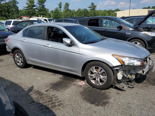 Photo 3 VIN: 1HGCP2F6XCA045138 - HONDA ACCORD 