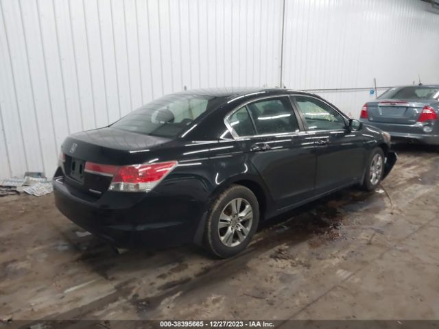 Photo 3 VIN: 1HGCP2F6XCA097126 - HONDA ACCORD 