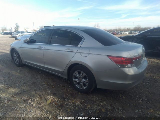 Photo 2 VIN: 1HGCP2F6XCA152979 - HONDA ACCORD SDN 