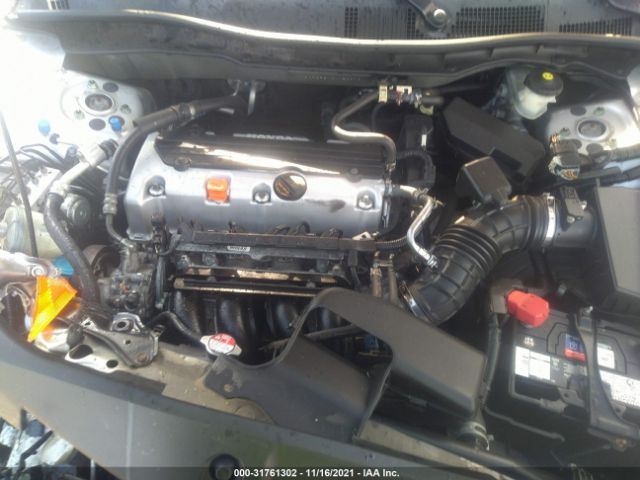 Photo 9 VIN: 1HGCP2F6XCA152979 - HONDA ACCORD SDN 