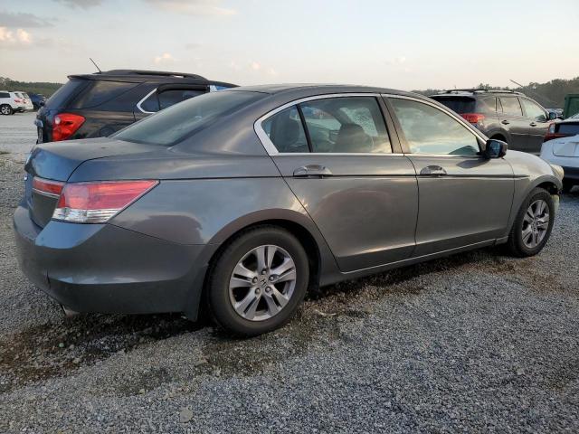 Photo 2 VIN: 1HGCP2F6XCA189708 - HONDA ACCORD SE 