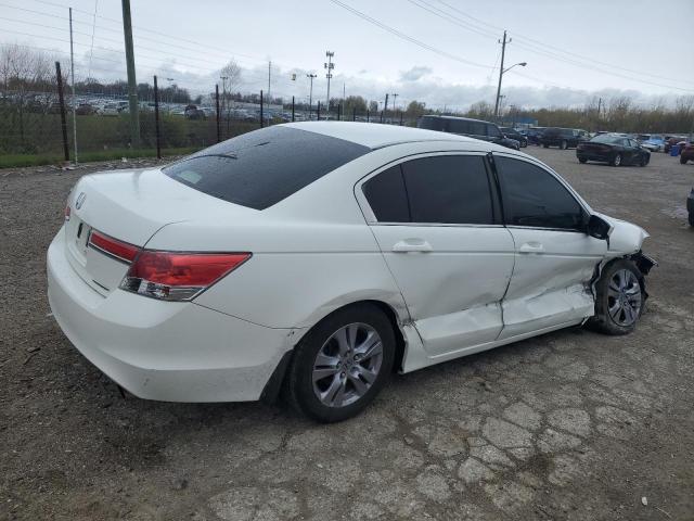 Photo 2 VIN: 1HGCP2F6XCA214445 - HONDA ACCORD 