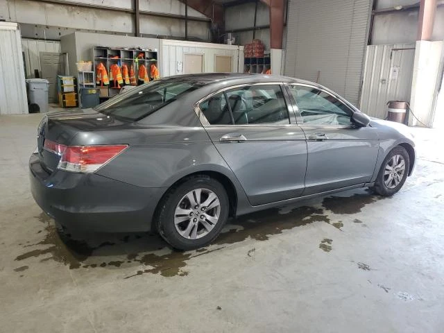 Photo 2 VIN: 1HGCP2F6XCA224635 - HONDA ACCORD SE 