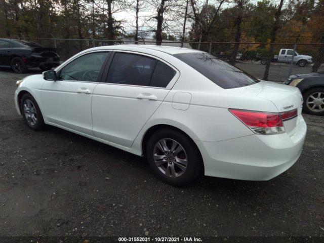 Photo 2 VIN: 1HGCP2F6XCA236784 - HONDA ACCORD SDN 