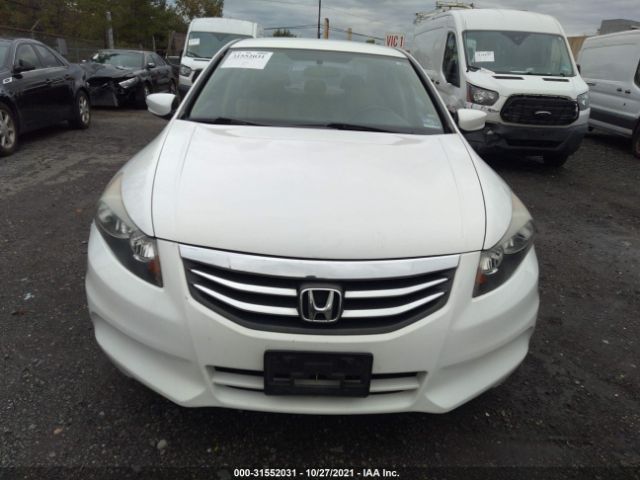 Photo 5 VIN: 1HGCP2F6XCA236784 - HONDA ACCORD SDN 