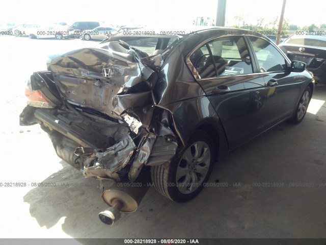 Photo 3 VIN: 1HGCP2F70AA051388 - HONDA ACCORD SDN 