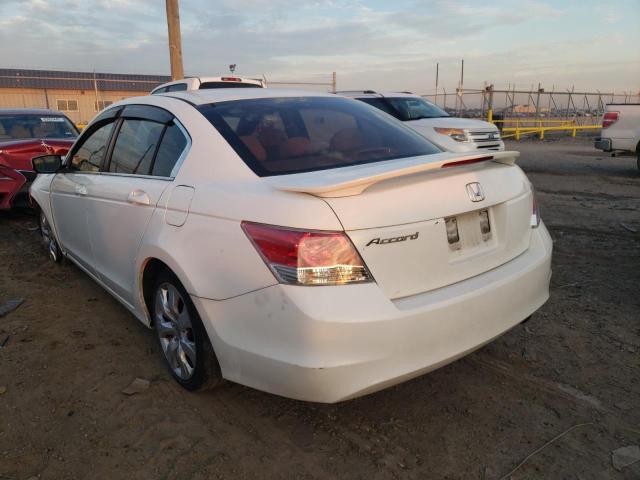 Photo 2 VIN: 1HGCP2F70AA083936 - HONDA ACCORD EX 