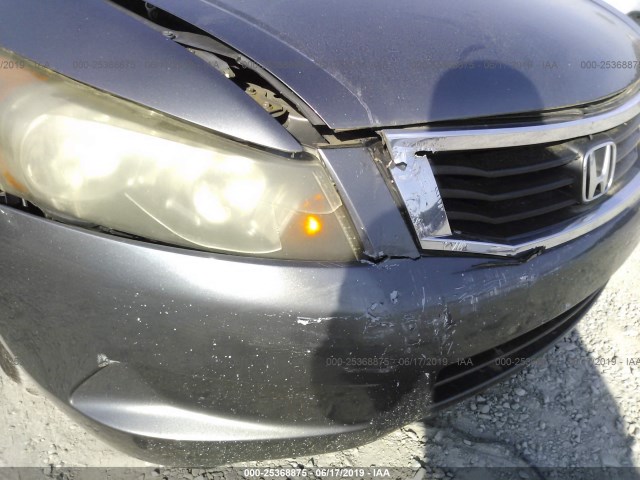 Photo 5 VIN: 1HGCP2F70AA086321 - HONDA ACCORD SDN 