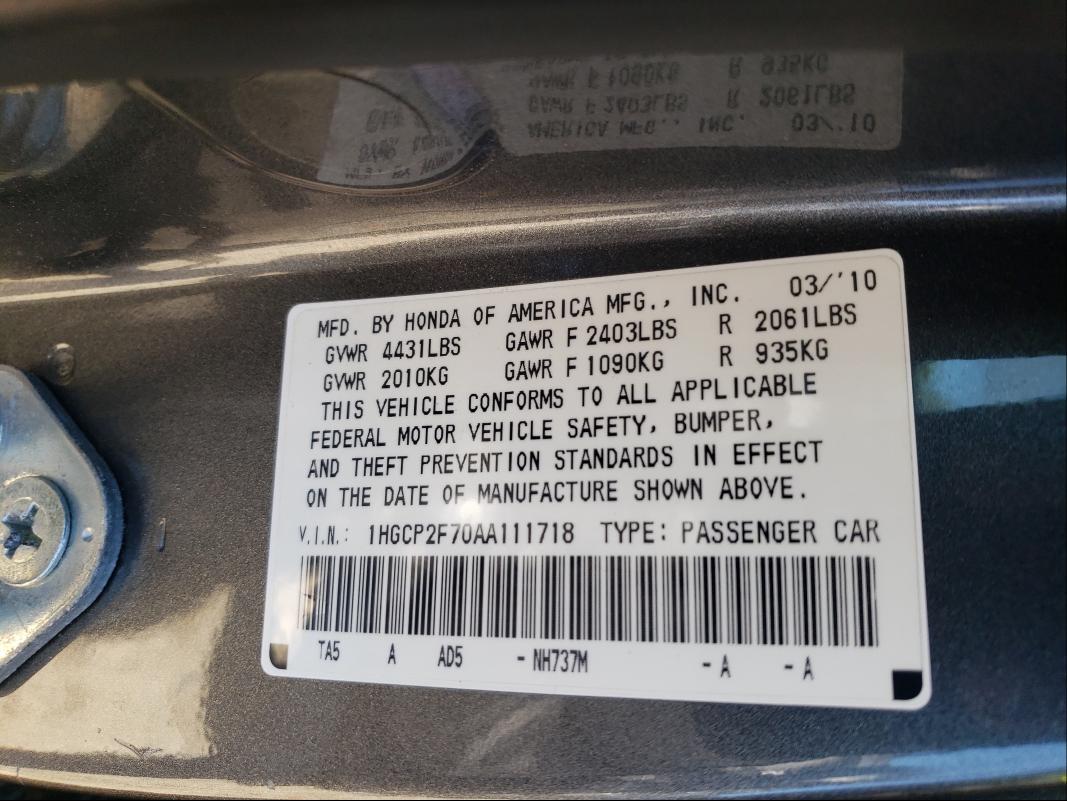 Photo 9 VIN: 1HGCP2F70AA111718 - HONDA ACCORD EX 