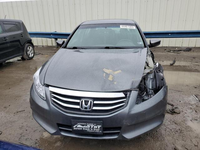 Photo 4 VIN: 1HGCP2F70BA016836 - HONDA ACCORD EX 