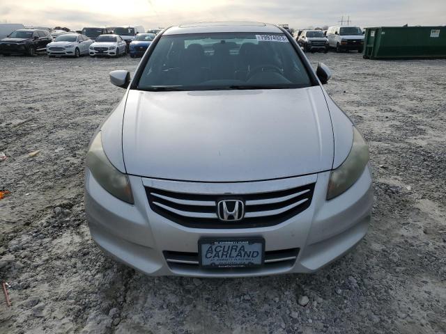 Photo 4 VIN: 1HGCP2F70BA067916 - HONDA ACCORD 