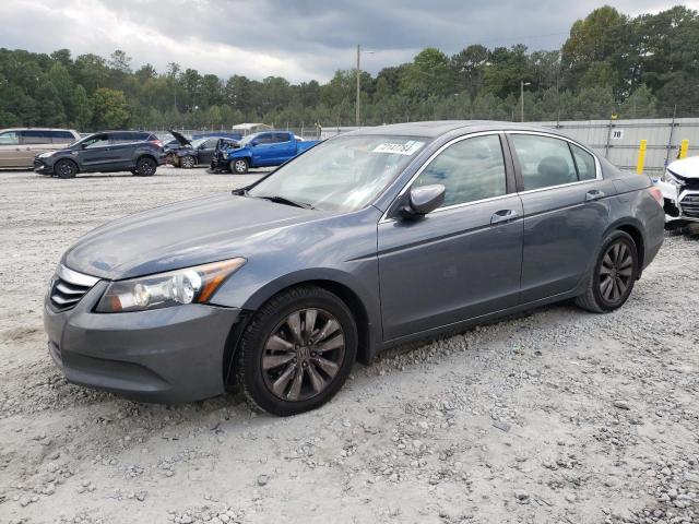 Photo 0 VIN: 1HGCP2F70BA132487 - HONDA ACCORD EX 