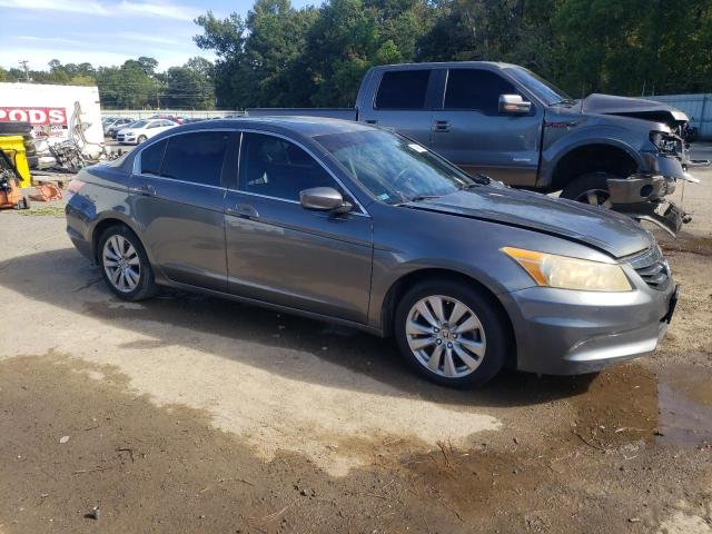 Photo 3 VIN: 1HGCP2F70BA146891 - HONDA ACCORD EX 