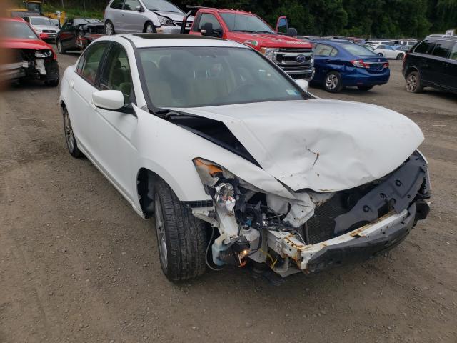 Photo 0 VIN: 1HGCP2F70BA155624 - HONDA ACCORD EX 