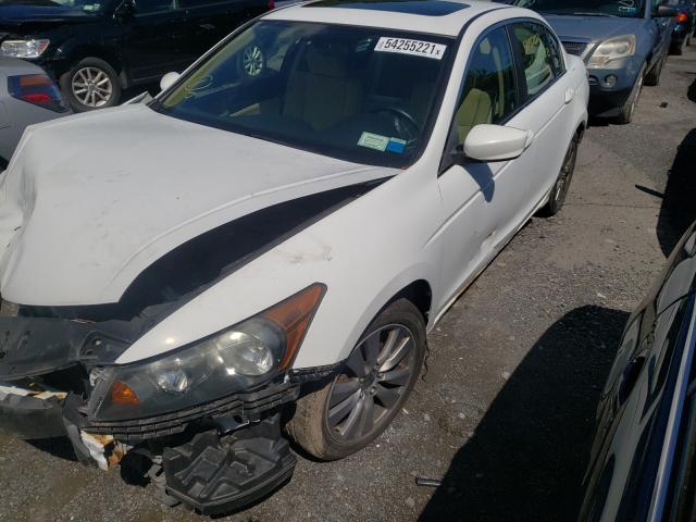 Photo 1 VIN: 1HGCP2F70BA155624 - HONDA ACCORD EX 