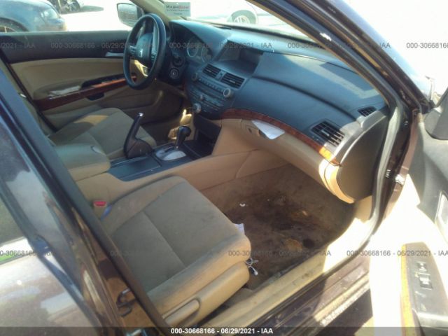 Photo 4 VIN: 1HGCP2F70CA003053 - HONDA ACCORD SDN 