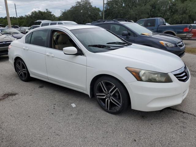 Photo 3 VIN: 1HGCP2F70CA012710 - HONDA ACCORD EX 