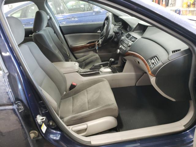 Photo 4 VIN: 1HGCP2F70CA018667 - HONDA ACCORD EX 