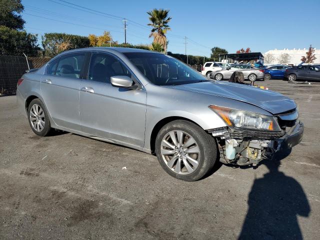 Photo 3 VIN: 1HGCP2F70CA162588 - HONDA ACCORD EX 