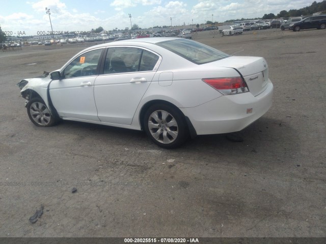 Photo 2 VIN: 1HGCP2F71AA008498 - HONDA ACCORD SDN 