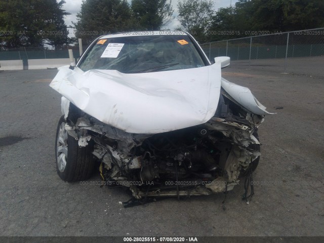 Photo 5 VIN: 1HGCP2F71AA008498 - HONDA ACCORD SDN 