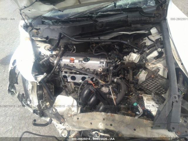 Photo 9 VIN: 1HGCP2F71AA008498 - HONDA ACCORD SDN 