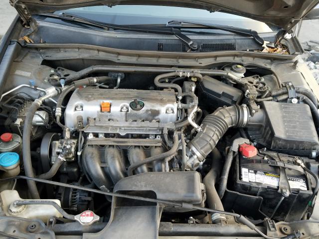 Photo 6 VIN: 1HGCP2F71AA081192 - HONDA ACCORD EX 