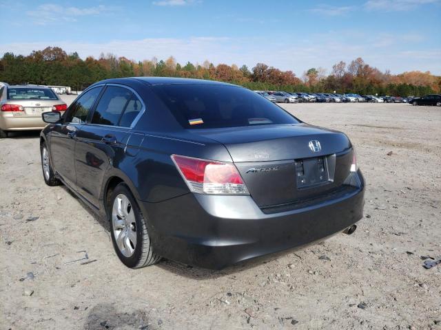 Photo 2 VIN: 1HGCP2F71AA082391 - HONDA ACCORD EX 