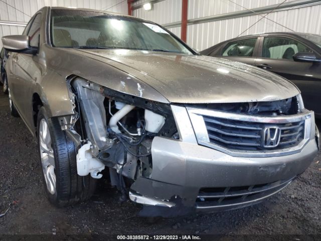 Photo 5 VIN: 1HGCP2F71AA127846 - HONDA ACCORD 