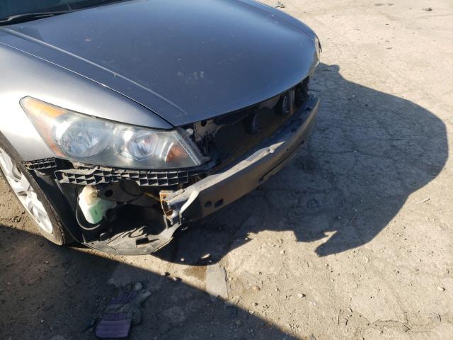 Photo 8 VIN: 1HGCP2F71AA130486 - HONDA ACCORD EX 