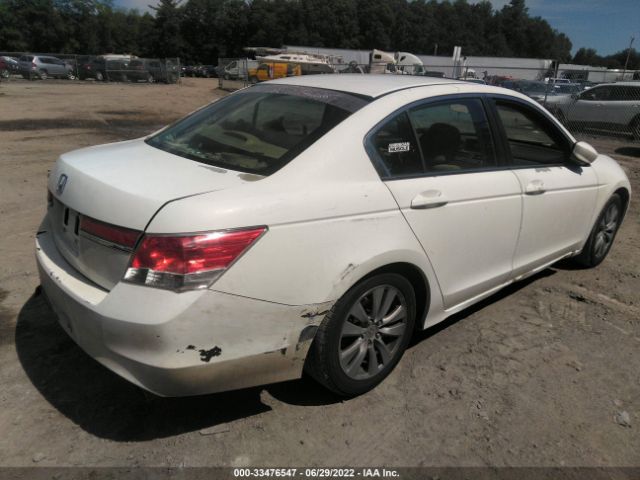 Photo 3 VIN: 1HGCP2F71BA034844 - HONDA ACCORD SDN 