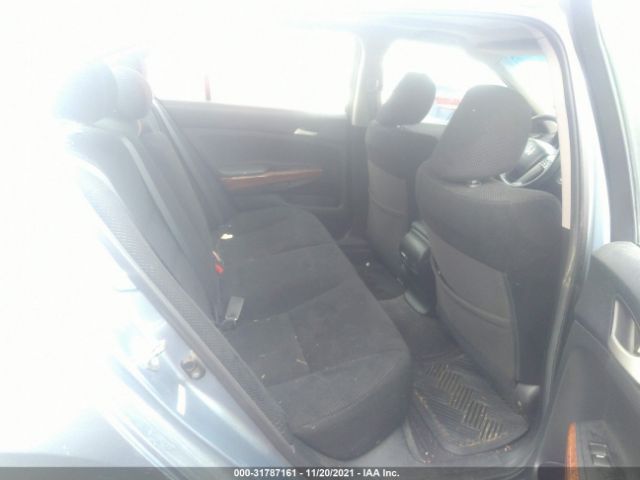 Photo 7 VIN: 1HGCP2F71BA052213 - HONDA ACCORD SDN 