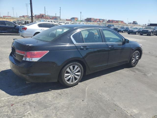 Photo 2 VIN: 1HGCP2F71CA069837 - HONDA ACCORD EX 