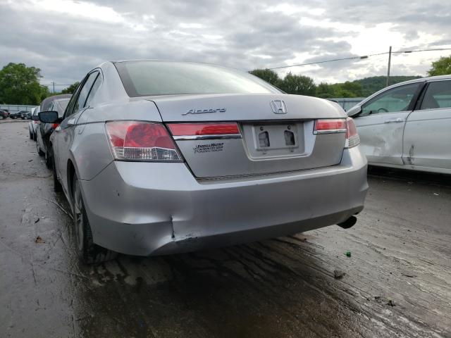 Photo 2 VIN: 1HGCP2F71CA164818 - HONDA ACCORD EX 