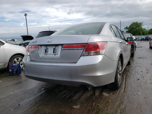 Photo 3 VIN: 1HGCP2F71CA164818 - HONDA ACCORD EX 