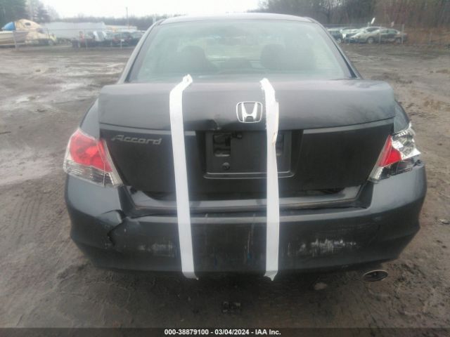 Photo 5 VIN: 1HGCP2F72AA106326 - HONDA ACCORD 