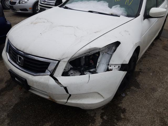 Photo 8 VIN: 1HGCP2F72AA144333 - HONDA ACCORD EX 