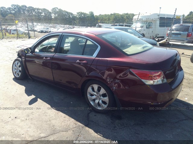 Photo 2 VIN: 1HGCP2F72AA176215 - HONDA ACCORD SDN 